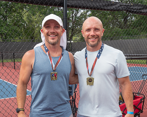 Firecracker Men's 3.5 Gold
